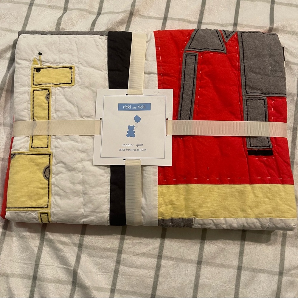Ricki and Richi toddler quilt animals giraffe Elephant - Picture 6 of 6